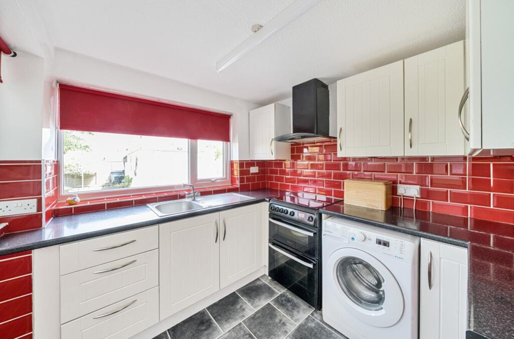 EweMove Harrogate Kitchen