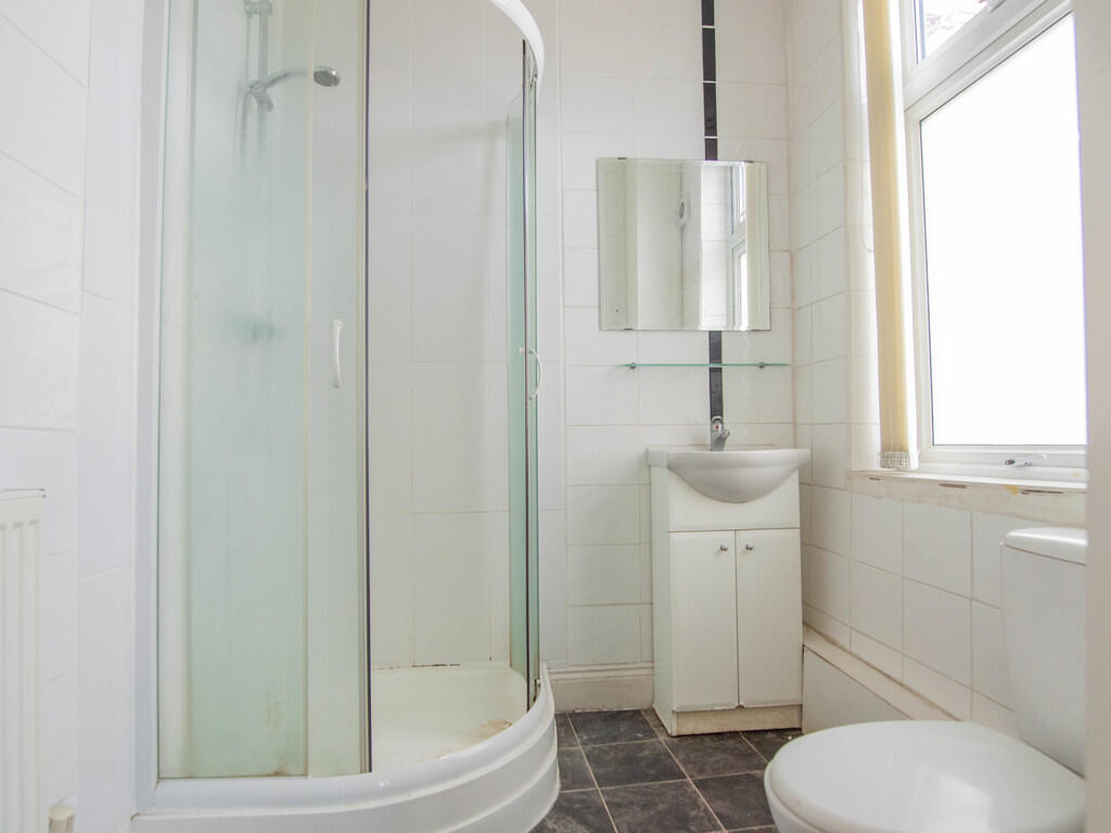 En-suite 5