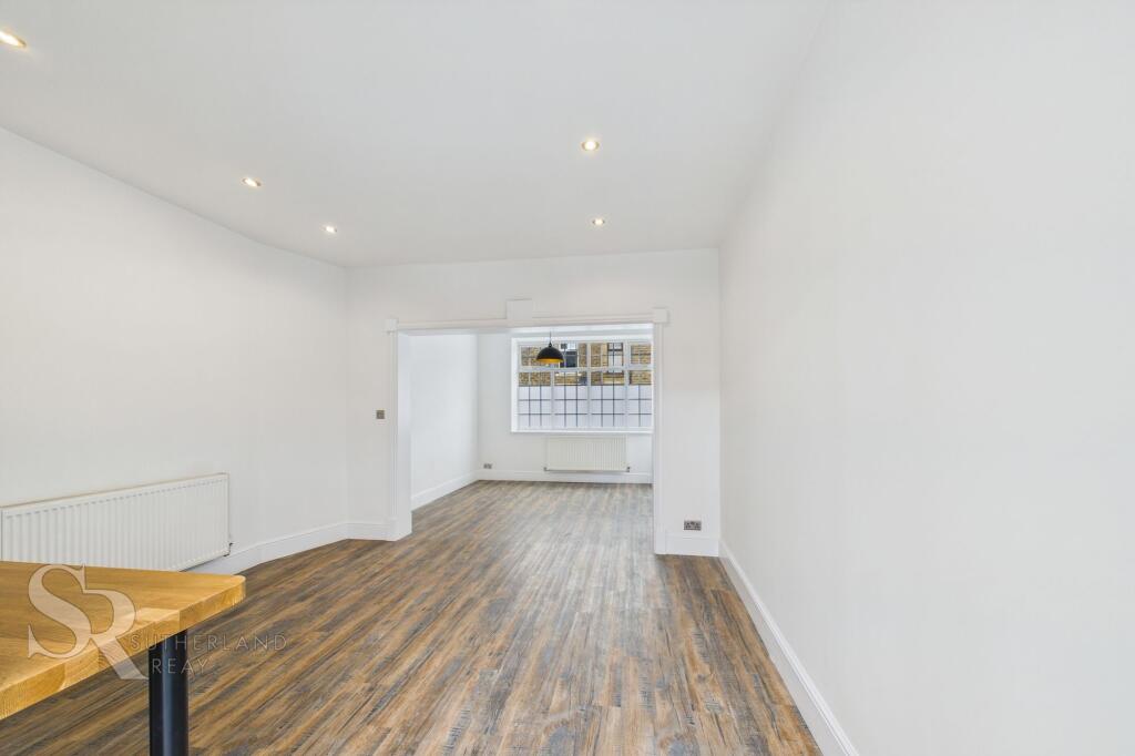 Lounge / Dining Room