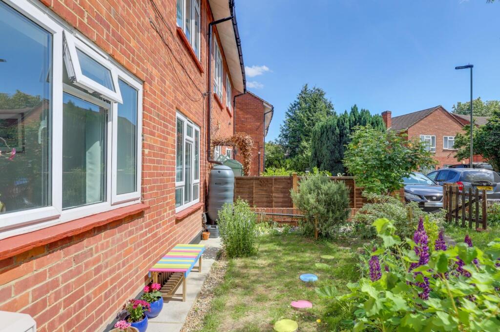 14-05d9JHPropWpen - 7 Rosebank - 40.JPG