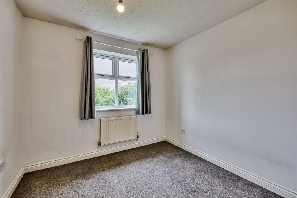05-08-24-86 Creed Road Oundle-1516.jpg