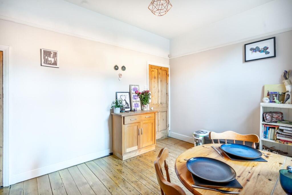 70 Gladstone street-6.jpg