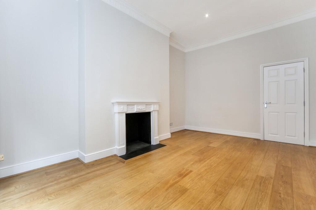 Ph8_976107_edited...