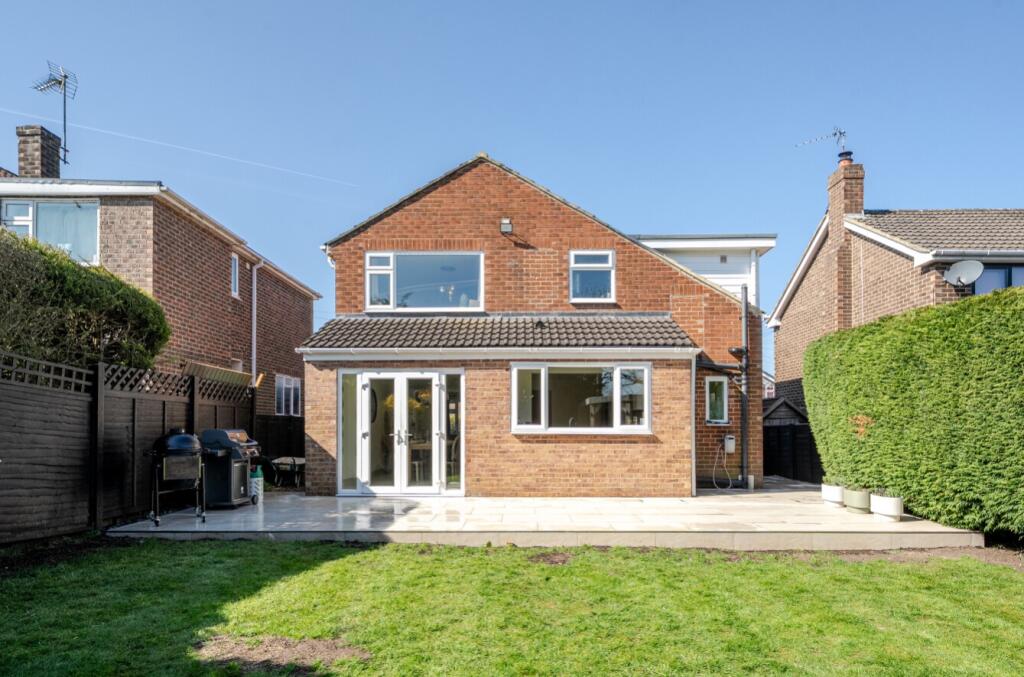 EweMove Wetherby Garden2