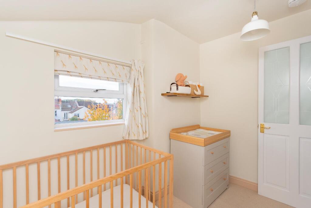 3C9RBN - Bedroom A.jpg