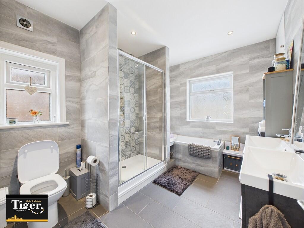 CAM03440G0-PR0359...