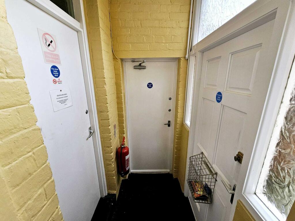 e9cefe77-2ac4-4ff7-9fe1-f15226f59a84