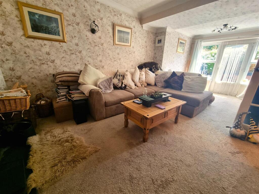 Reception room.jpg