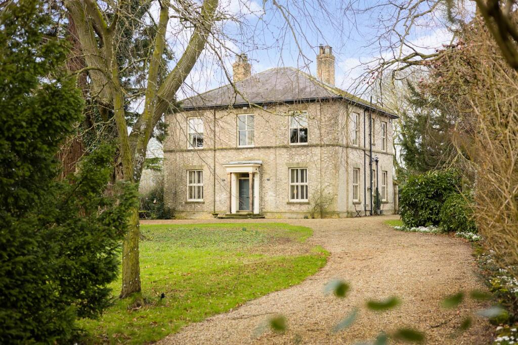 Full Sutton Hall