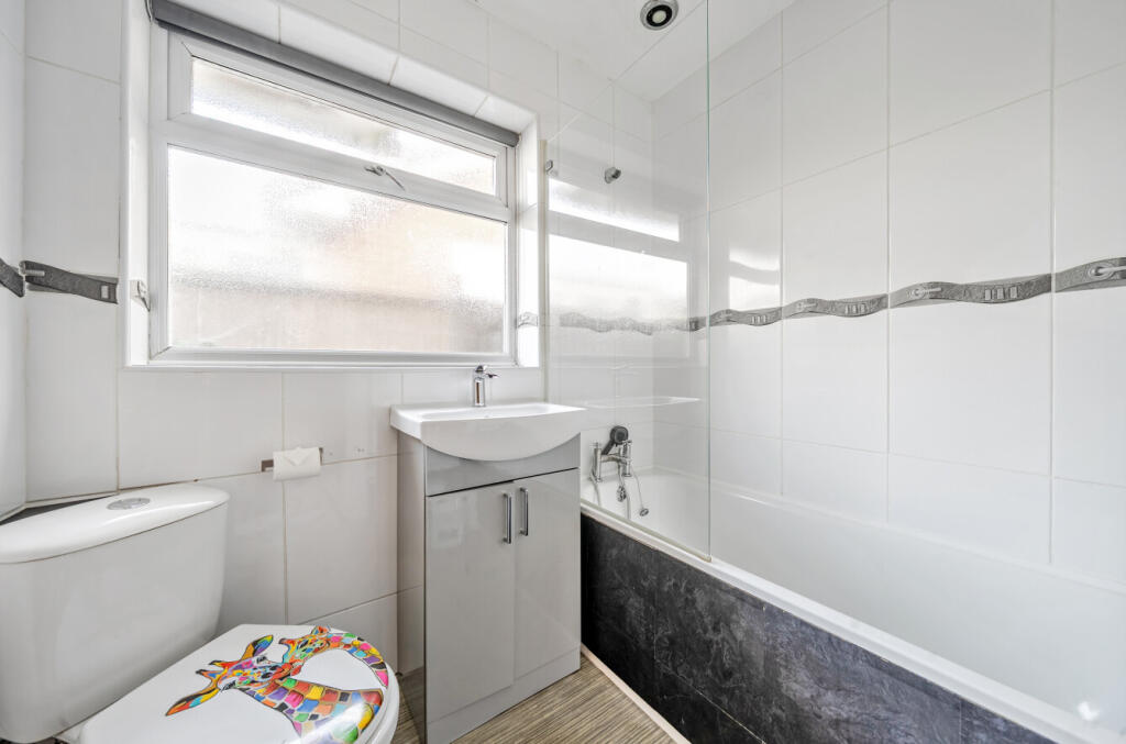 1361807-19-68e557...