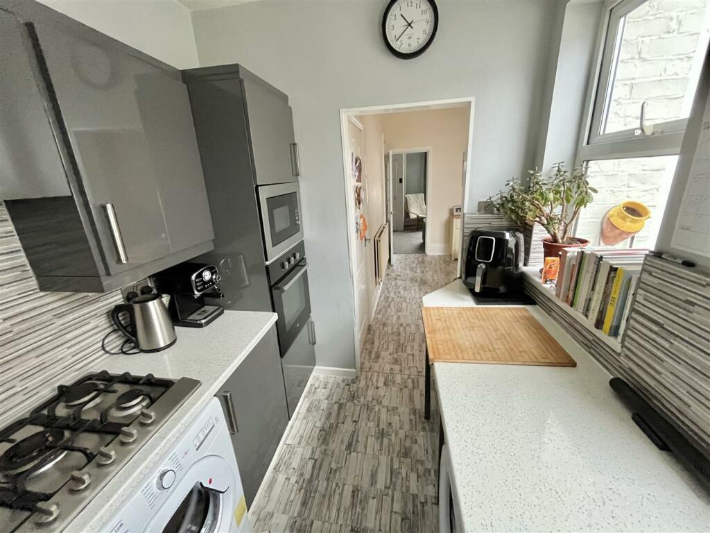 Kitchen Aspect 2