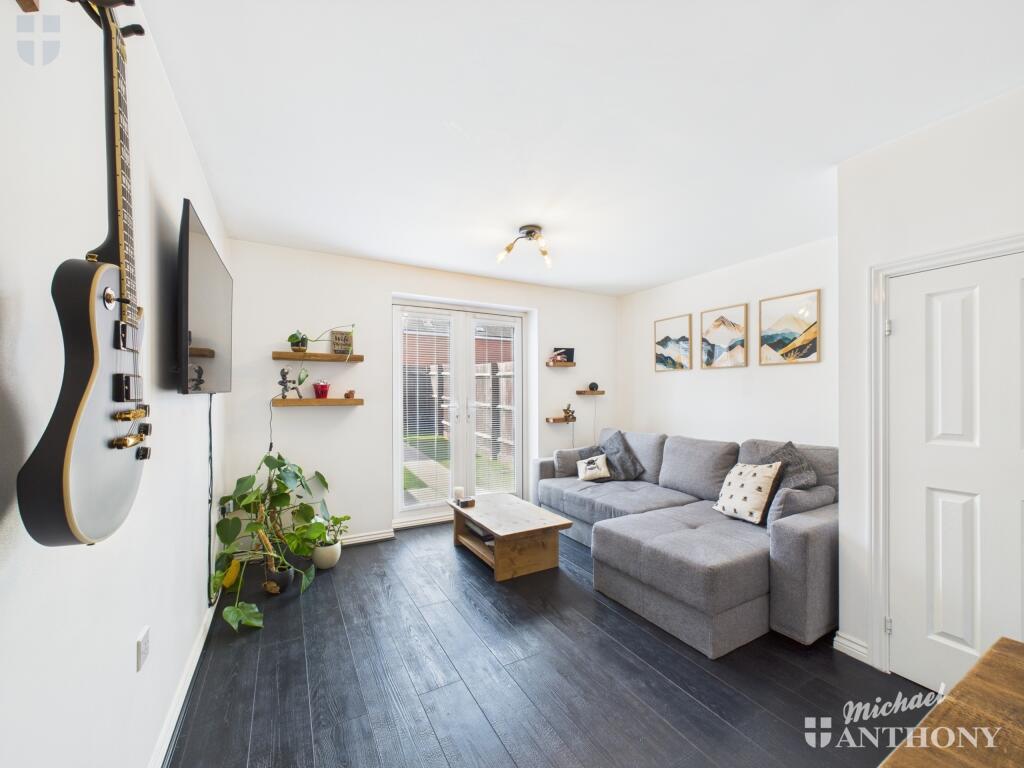 CAM03218G0-PR0587-STILL004