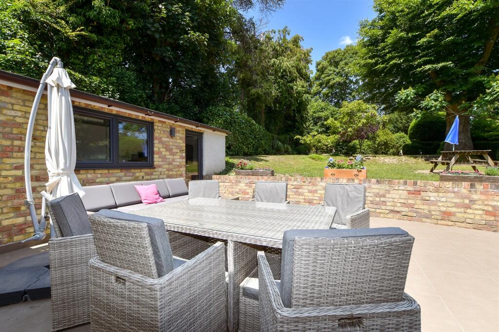 Patio / Decking