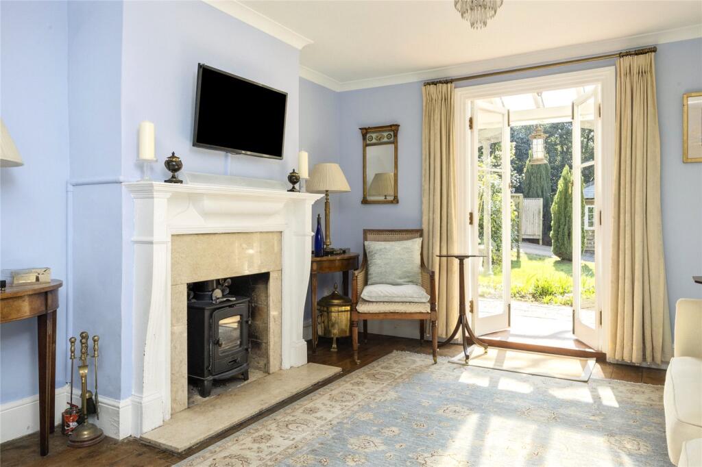 Sitting Room Detail