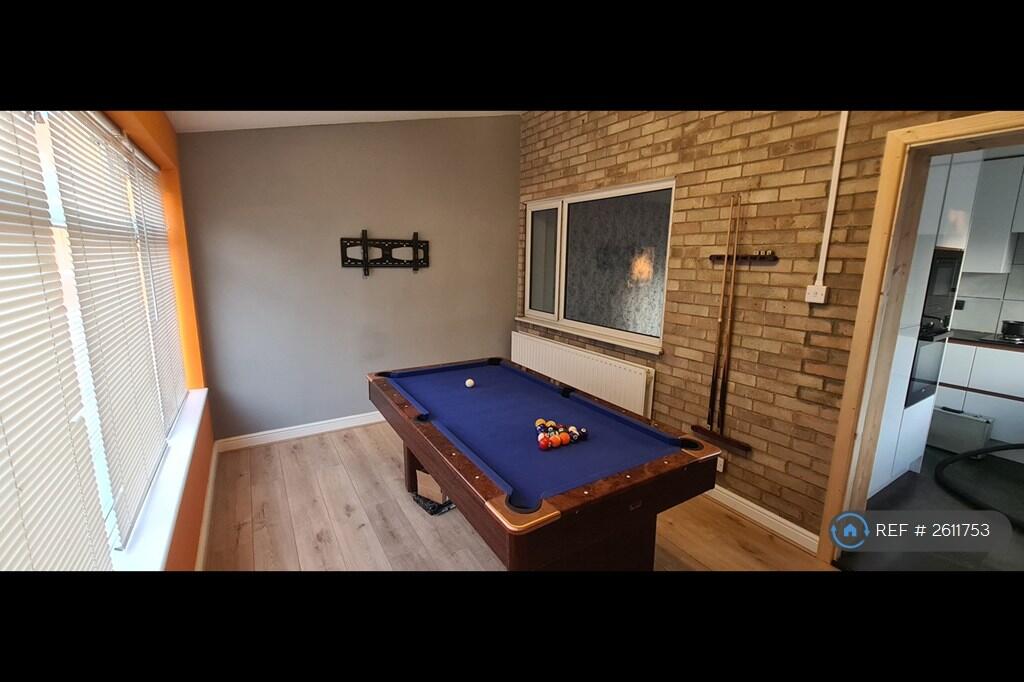 Games Room / Bar