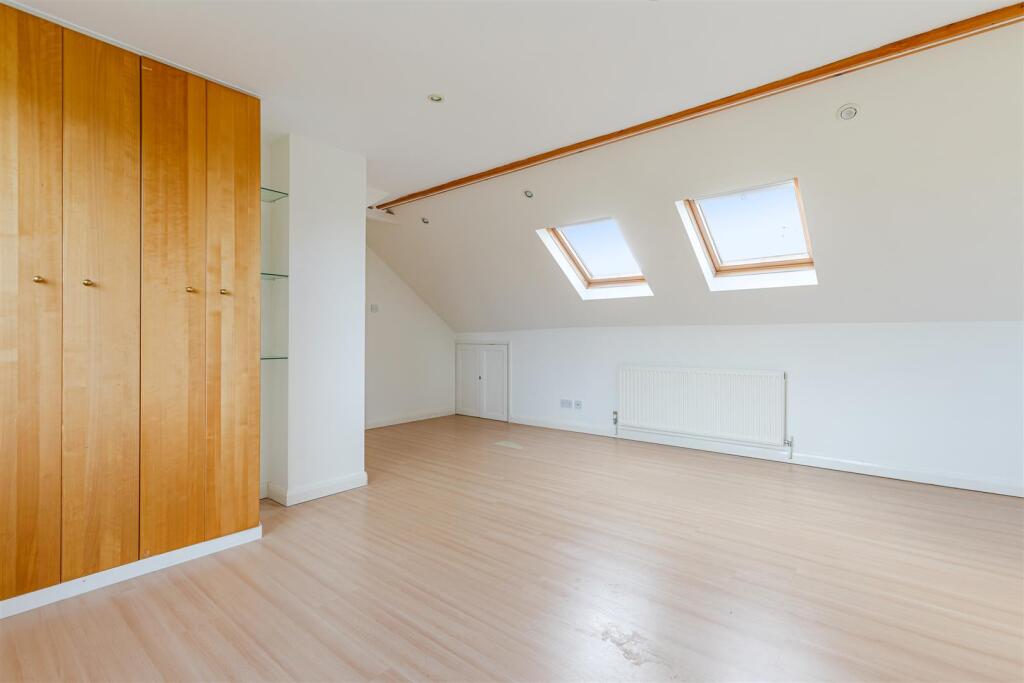 A23 - Red Tor, Seaway Lane Torquay - 251113.jpg