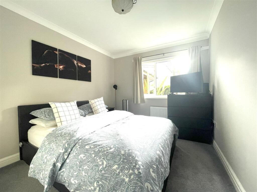 Bedroom 2.jpg