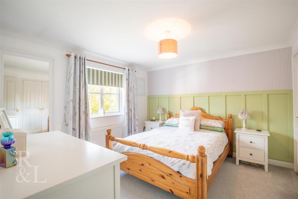 18 Forest School (17).jpg