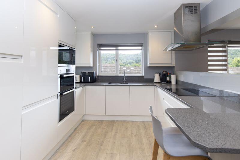 Living Room / Kitchen