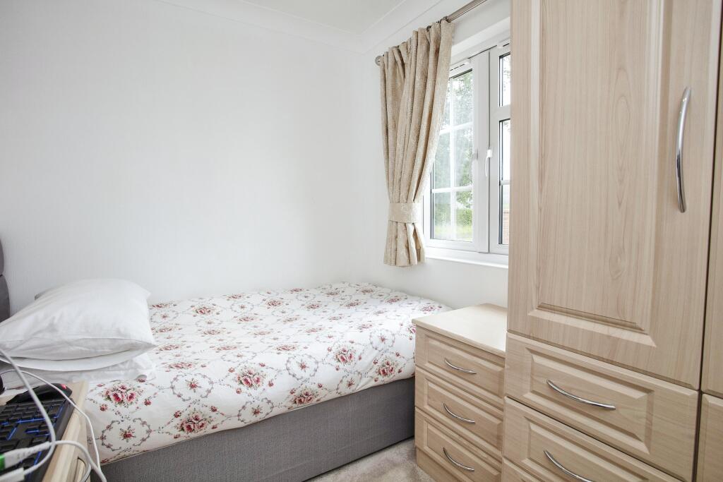 Bedroom Three/Study