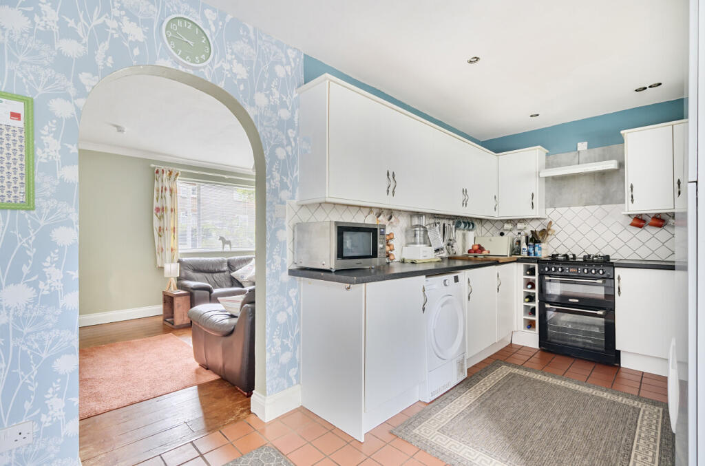 1329151-17-688742...