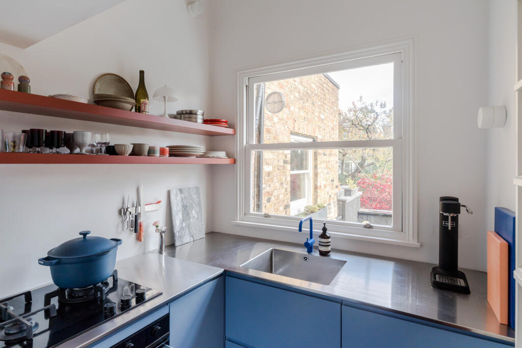 244556 - 36C Greenwood Road-14.jpg