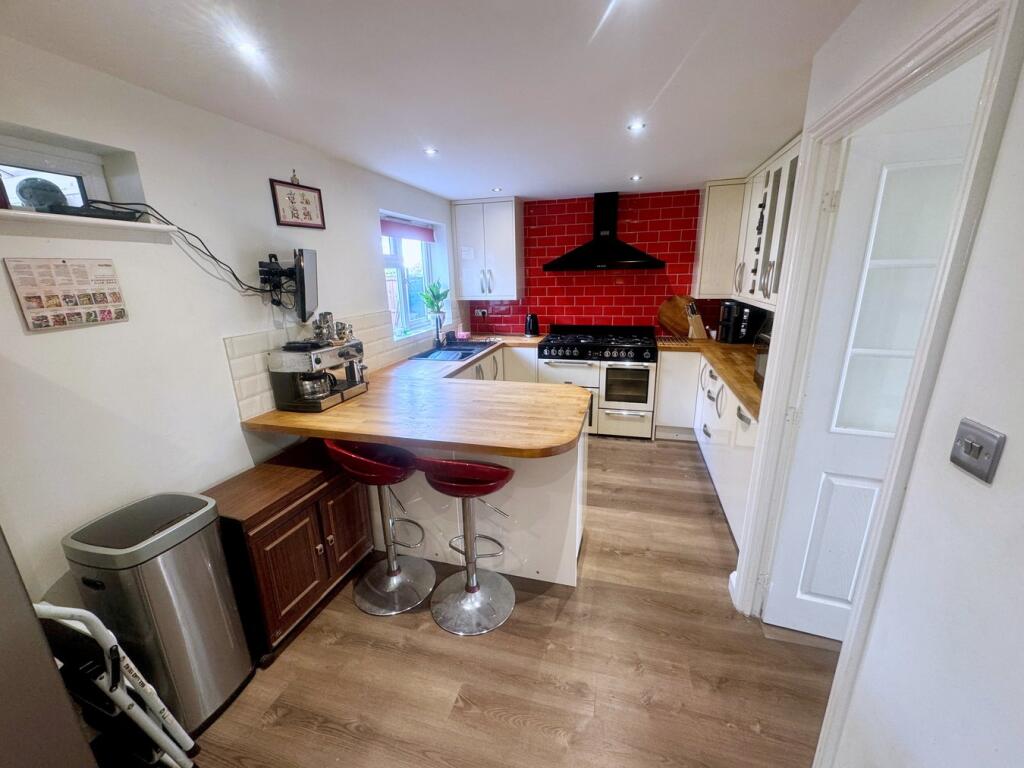 Fitted Kitchen