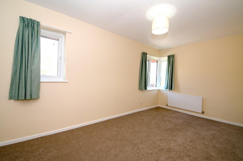 Large double bedroom