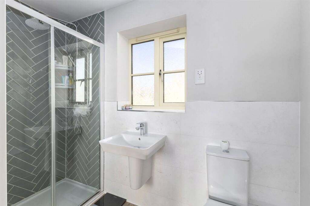 Ensuite Shower