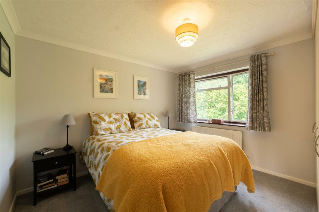 Bedroom 2.jpg