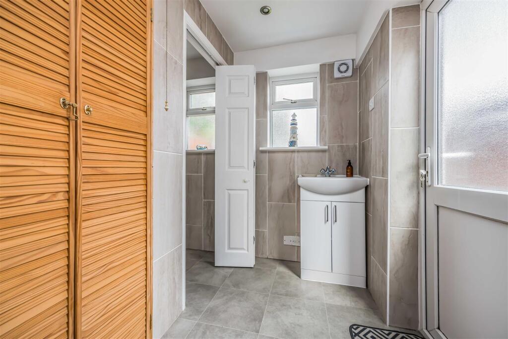 21 Toronto Road, Fratton-Small-PorticoMarketing-So