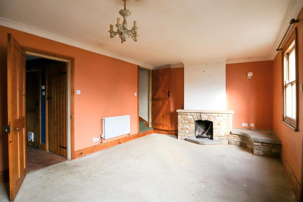 Living room.jpg