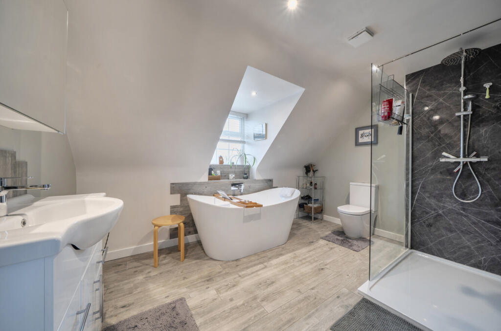 1365848-19-68ee62...