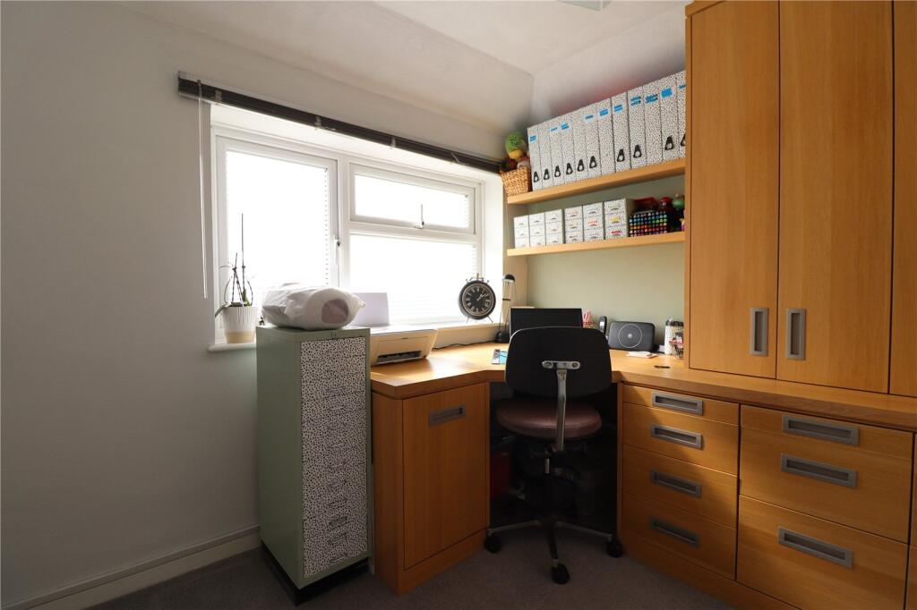 Bedroom 3 / Study