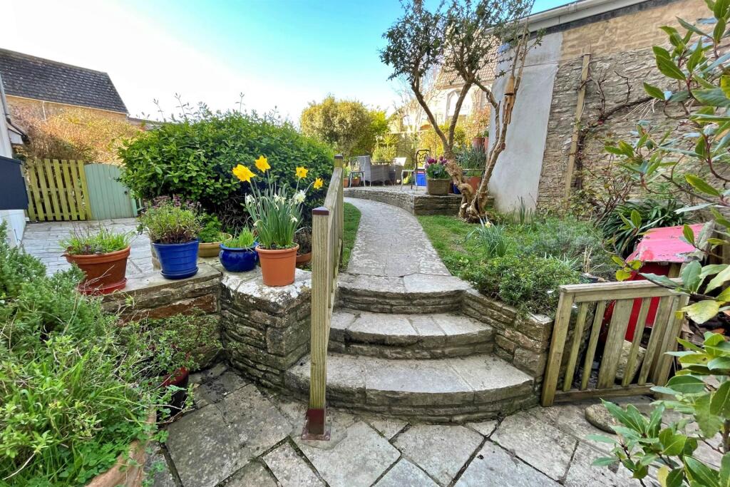 Rear entranceway 