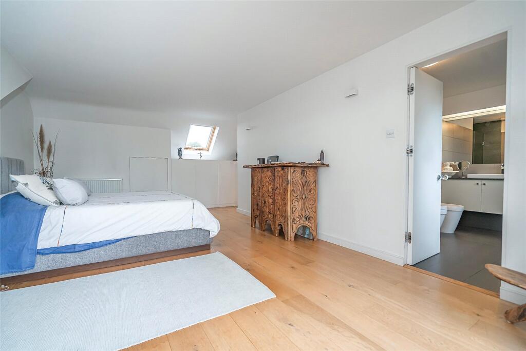 Bedroom 5 F