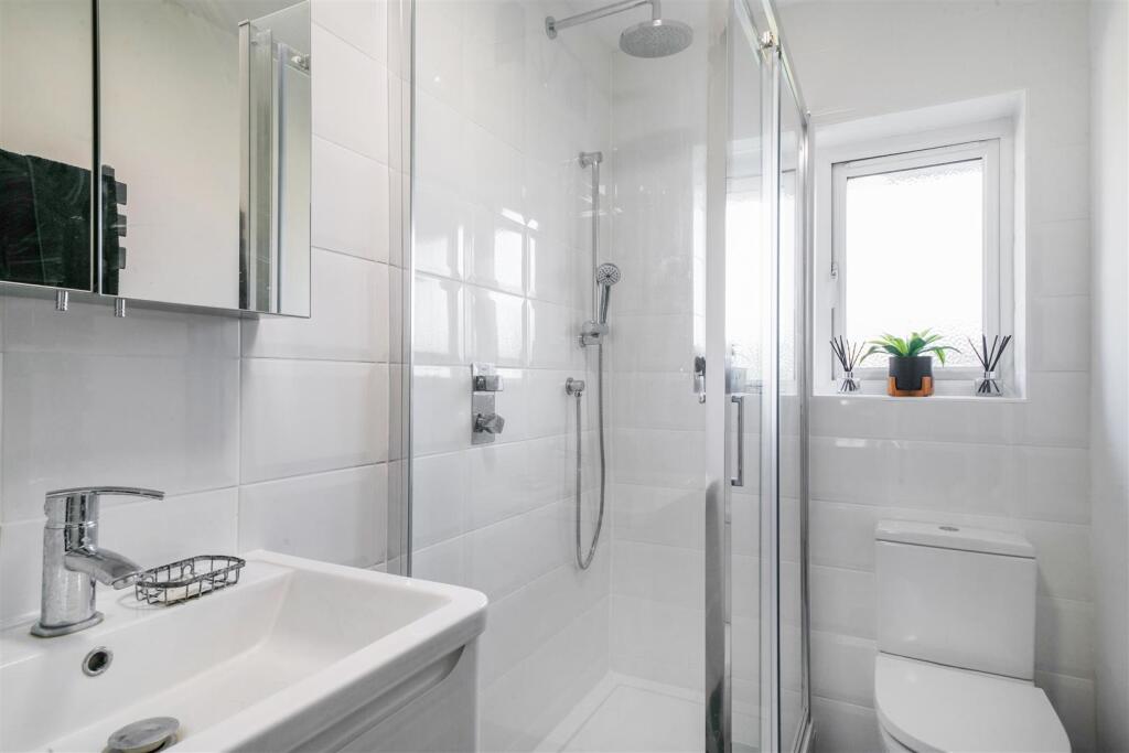 27 London Road - Kyk0bvqRLmpYup2E5ZZ7.jpg