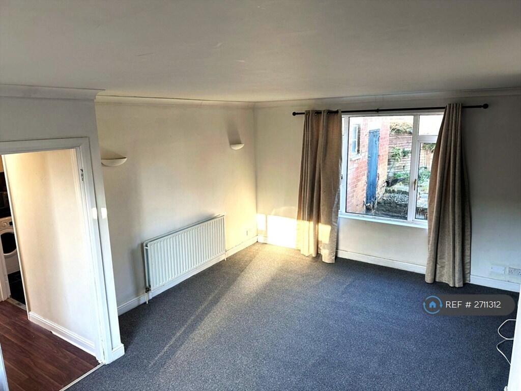 Living &amp; Dining Room