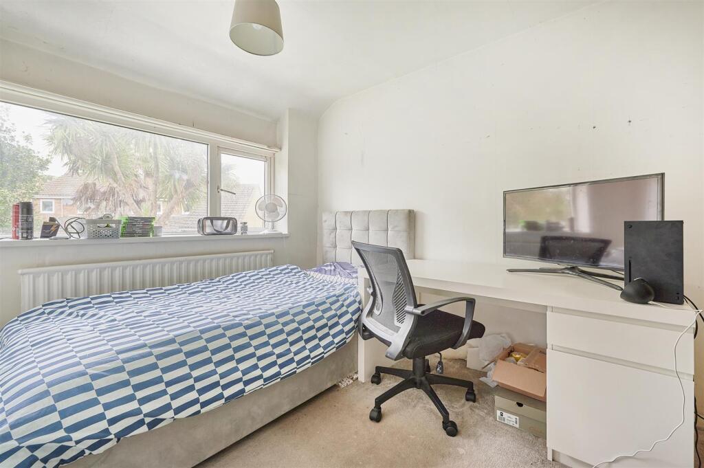 BEDROOM 3