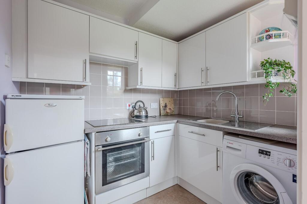 31 princess court-3.jpg