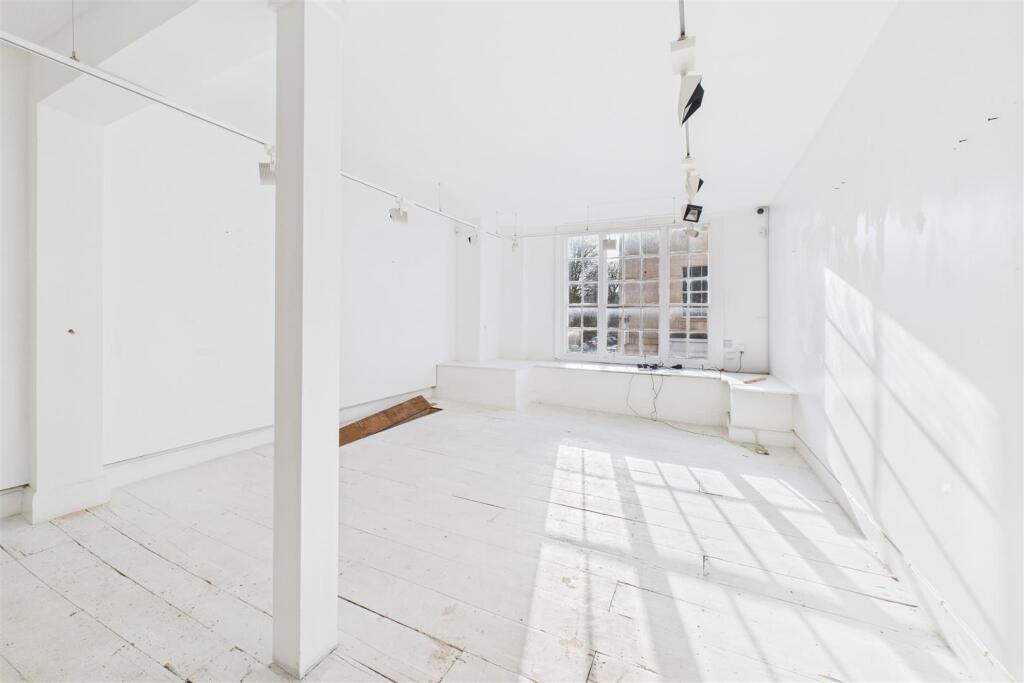 30 The Mall, Clifton Village, Bristol BS8 4DS | Fr
