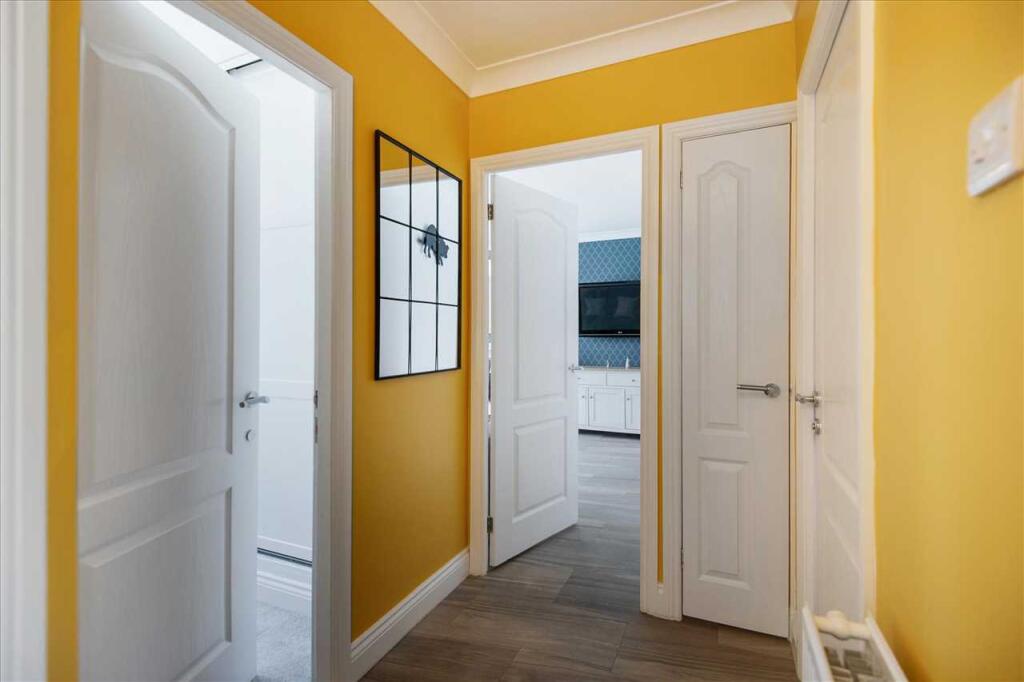 Entrance Hallway (1)