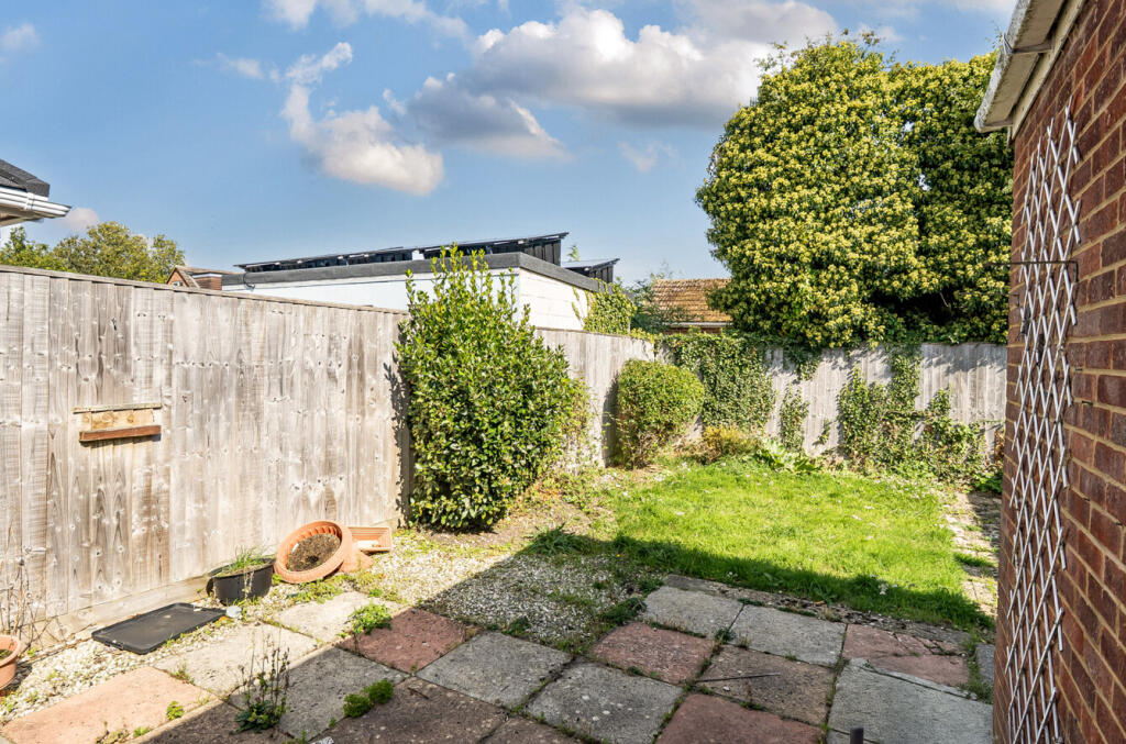 1355380768cd4654e8d59