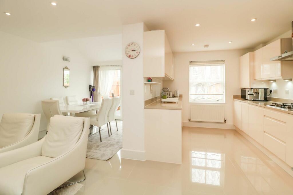 Kitchen/Family Room