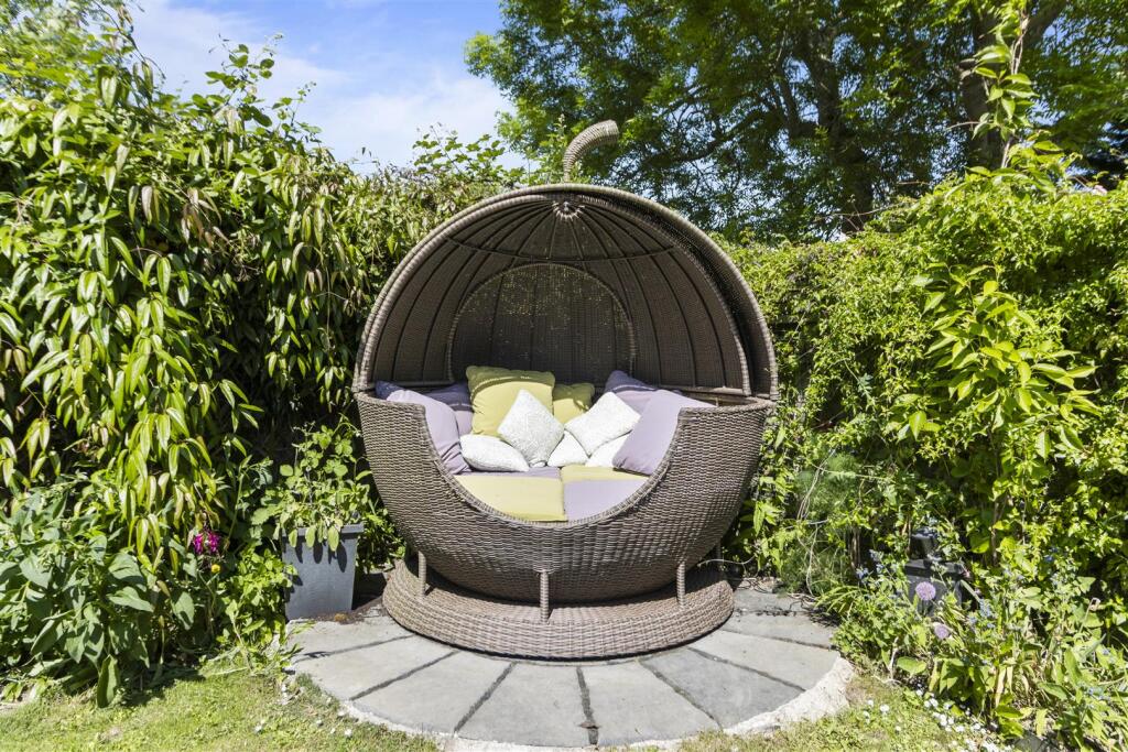 Outdoor seating area