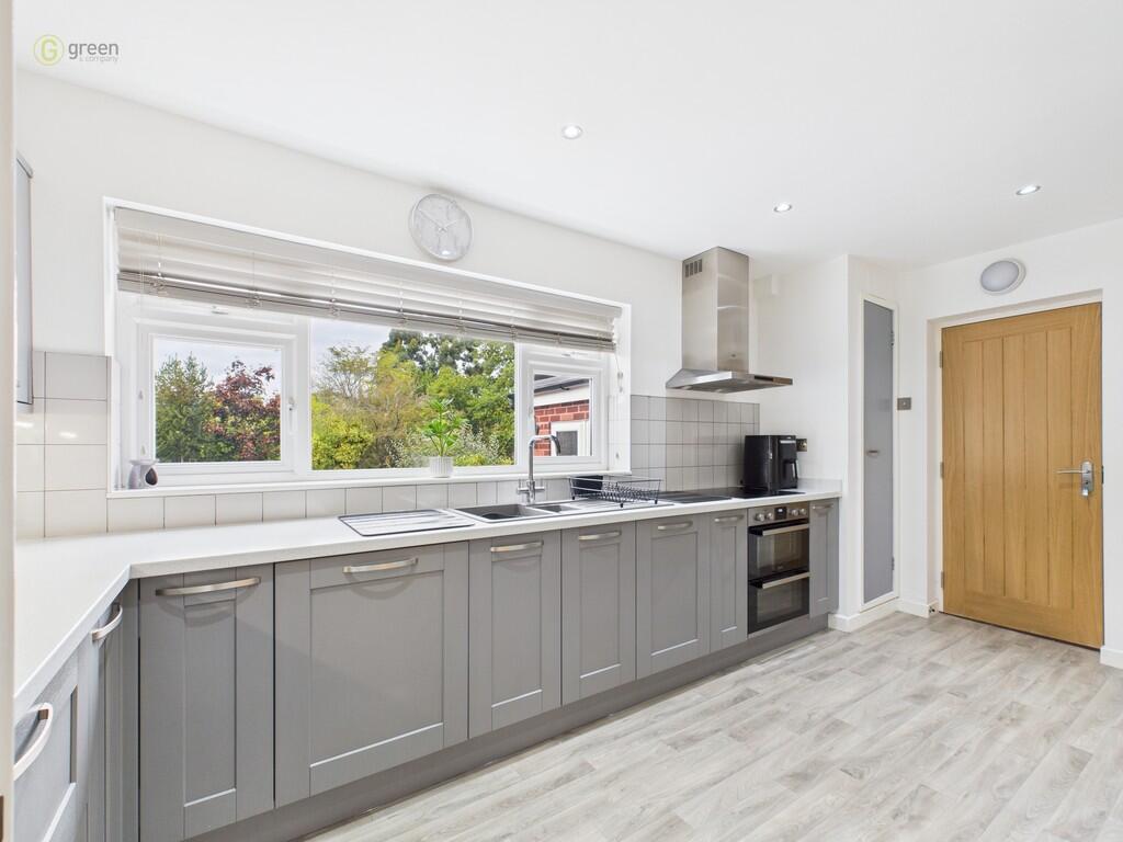 CAM03830G0-PR0228...