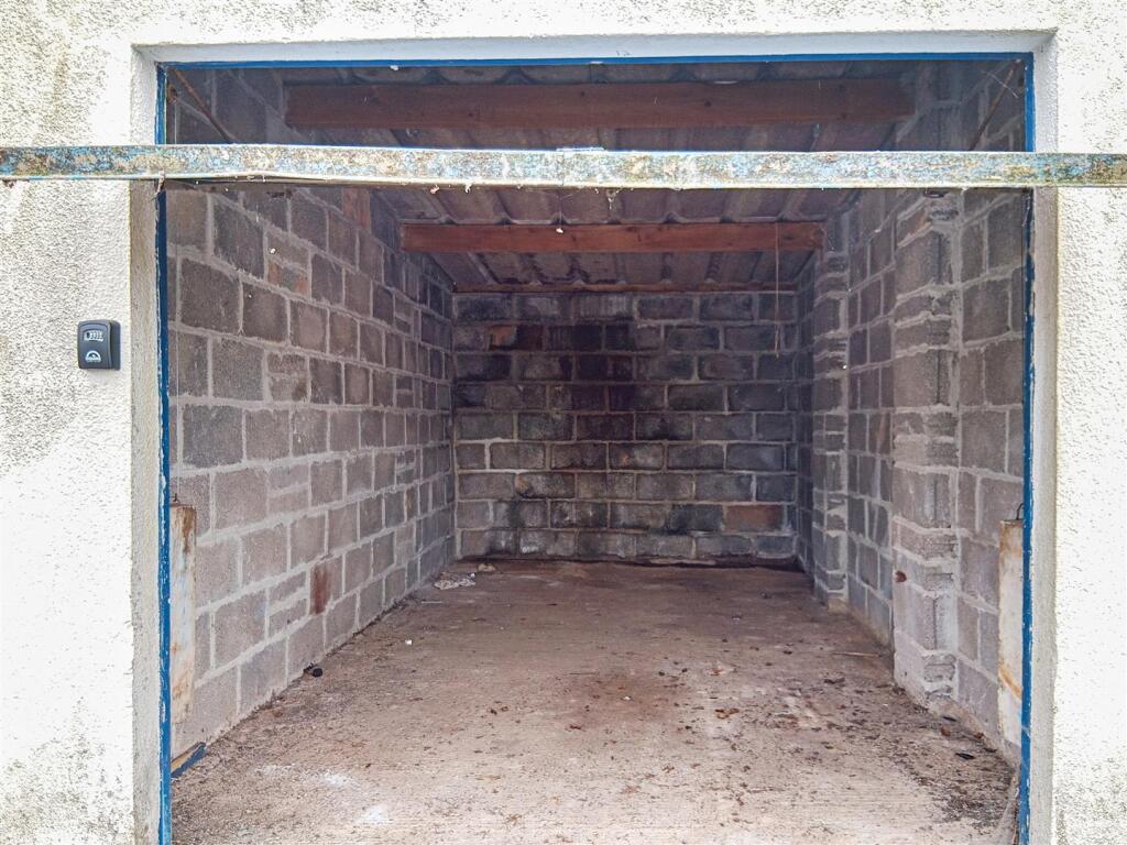 Garages 9, 10, 12, 13, 18 - Mayflower Close Mayflo