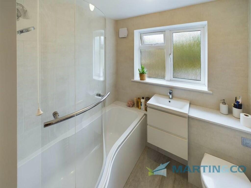 CAM02145G0-PR0035...