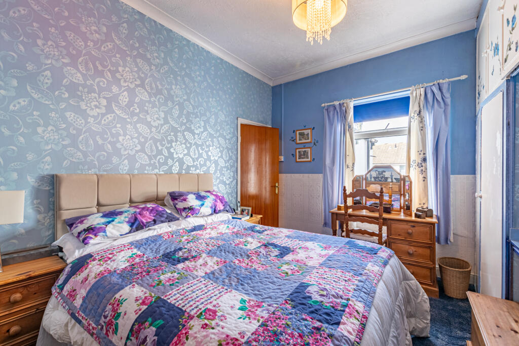 bedroom1b