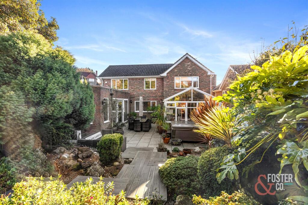 Hill Drive, 42-026.jpg